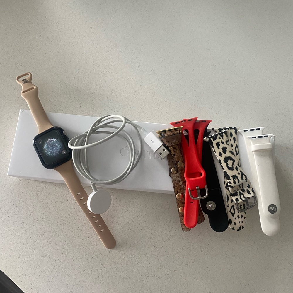 Apple Watch Series 6 bundle